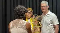 Tim Cook Resmi Mundur sebagai CEO Apple, Siapa Sosok Penggantinya?