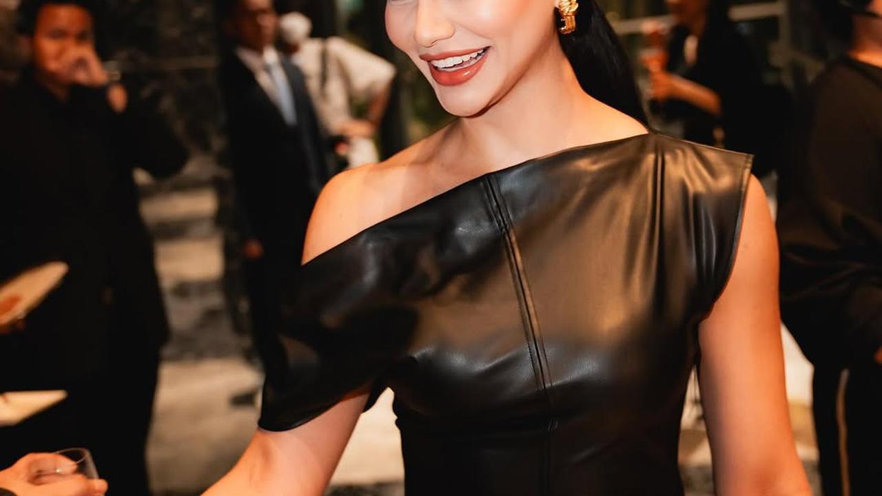 Potret Terbaru Jihane Almira dengan Dress Hitam, Makin Cantik Penuh Pesona
