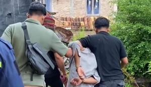 Pria Pelaku Pemerkosaan Anak Tiri di Lampung (Foto: Ardi Munthe/Liputan6.com)