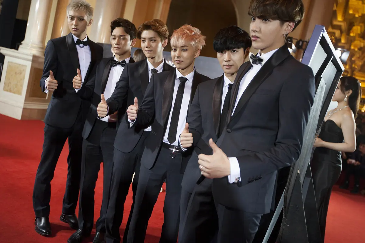 EXO