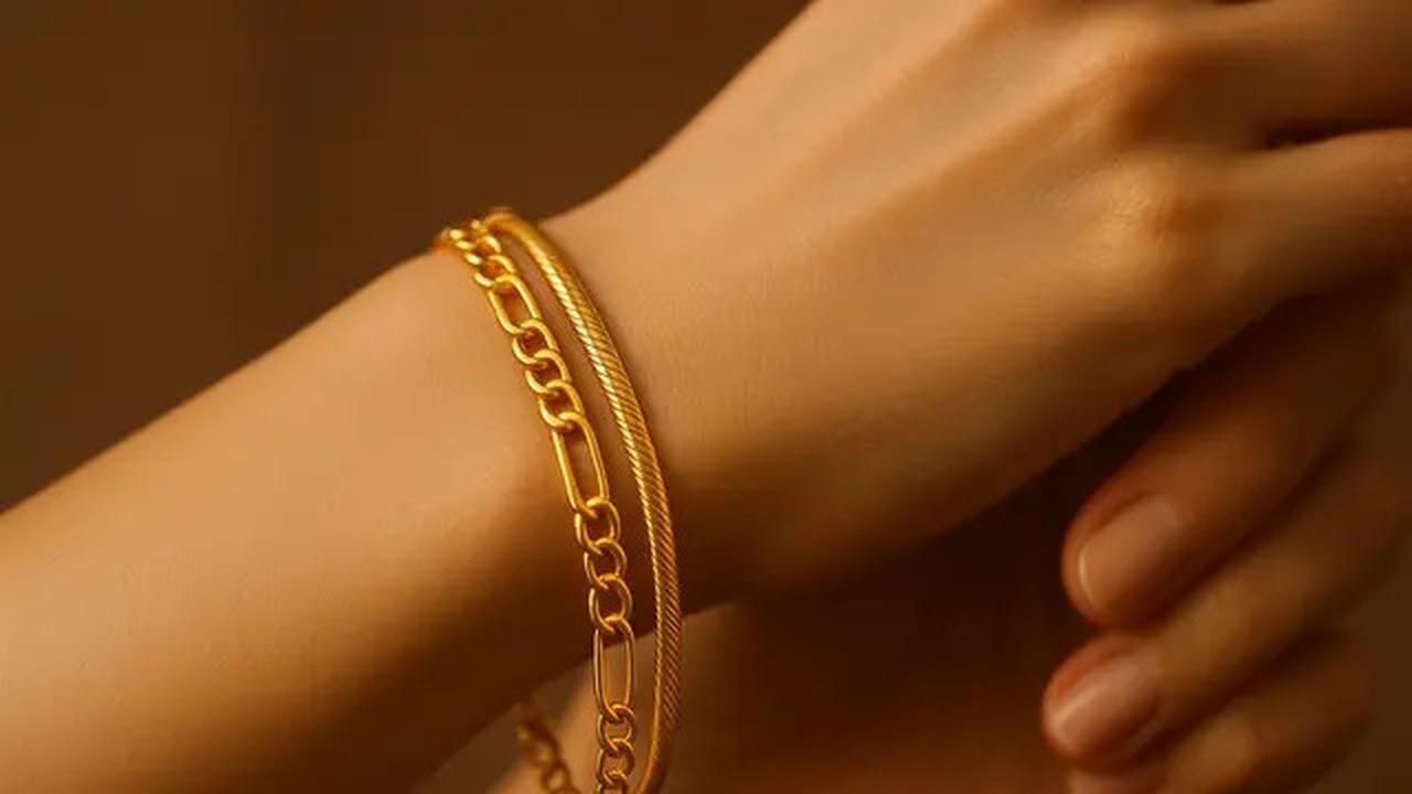 8 Desain Gelang Emas 24 Karat Kekinian 2025 yang Lagi Viral di Kalangan Ibu-Ibu