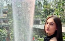 Potret Artis Cantik Laura Moane Jalan - Jalan ke Singapore