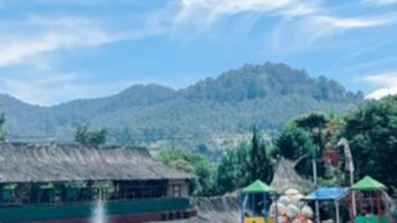 <b>Barusen Hills</b>