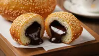 Cara Buat Kue Bohong Isi Coklat, Resep Empuk dan Lumer di Mulut