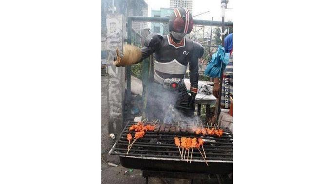 6 Cara Promosi Penjual Sate Ini Bikin Geleng Kepala (sumber: 1cak.com)