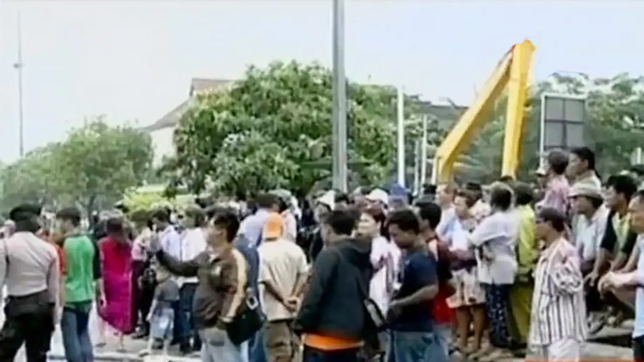 VIDEO: Kalijodo Dibongkar, Eks Penghuni Sengaja Datang Menonton