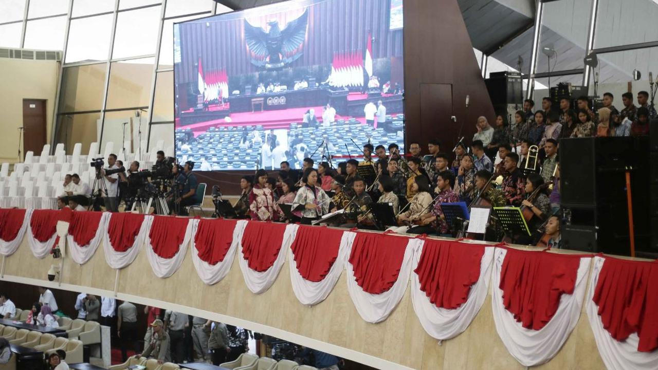 Presiden Joko Widodo (Jokowi) akan hadir dan menyampaikan pidato laporan kinerja lembaga-lembaga negara dalam Sidang Tahunan MPR RI Tahun 2023, di Gedung Nusantara MPR RI pada 16
Agustus 2023.