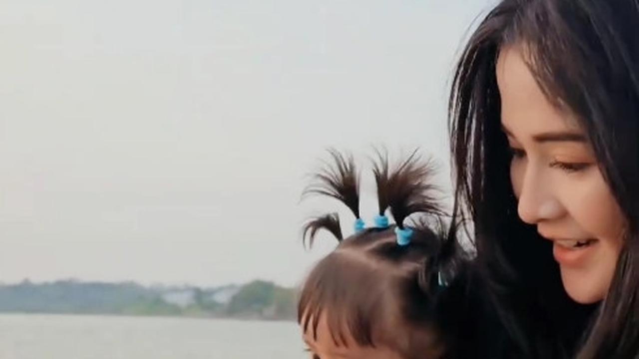 Bella Bonita dan Denny Caknan adalah yang paling bersemangat dalam perjalanan kali ini.&nbsp;