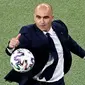 Roberto Martinez - Pelatih Timnas Belgia ini cukup santer dikabarkan menjadi kandidat pengganti Koeman di Barcelona. Pria berusia 48 mampu membawa Belgia meraih peringkat ketiga Piala Dunia 2018 dan menembus perempat final di Euro 2020.(AFP/Stuart Franklin)