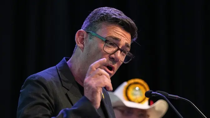 Sosok Andy Burnham, Penggemar Musik Indie Kini Jadi PM Inggris