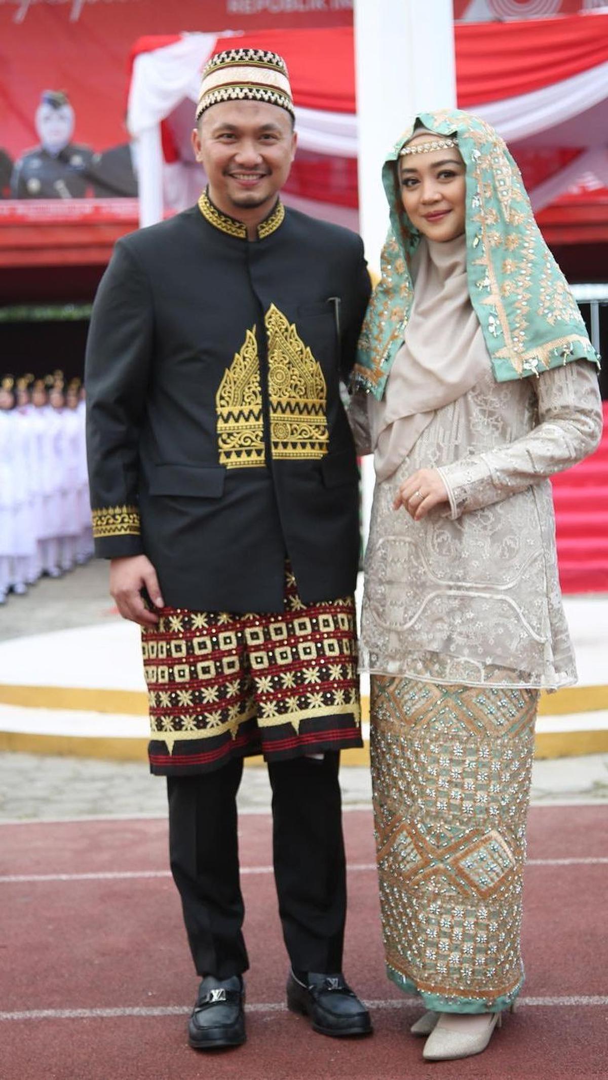Salah satu artis yang menikah dengan pengusaha tambang ialah Nuri Maulida. Nuri menikah dengan Pandu Kesuma Dewangsa pada tahun 2014 lalu.