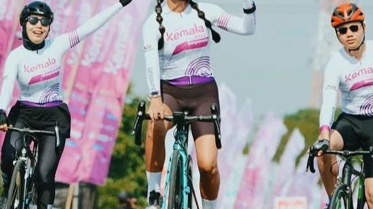 Potret Seru Balap Sepeda Tour of Kemala 2023, Diikuti Pejabat Tinggi Polisi hingga Artis Papan Atas