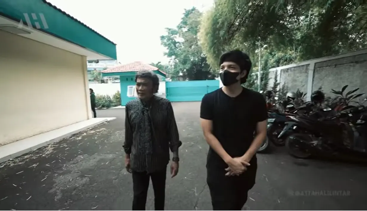 Rumah Rhoma Irama (Youtube/ AH)