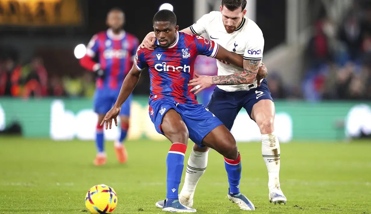 Kemenangan ini membuat Tottenham berada di posisi lima dengan 33 poin dari 18 laga, sementara Palace tertahan di urutan 12 dengan 22 poin. (Zac Goodwin/PA via AP)