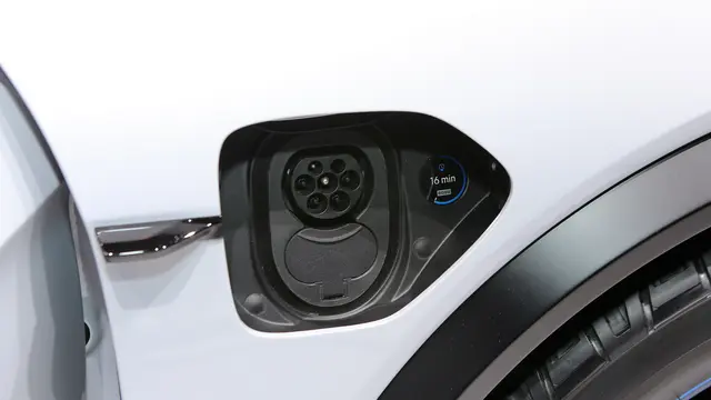 Porsche Mission E Cross Turismo Concept