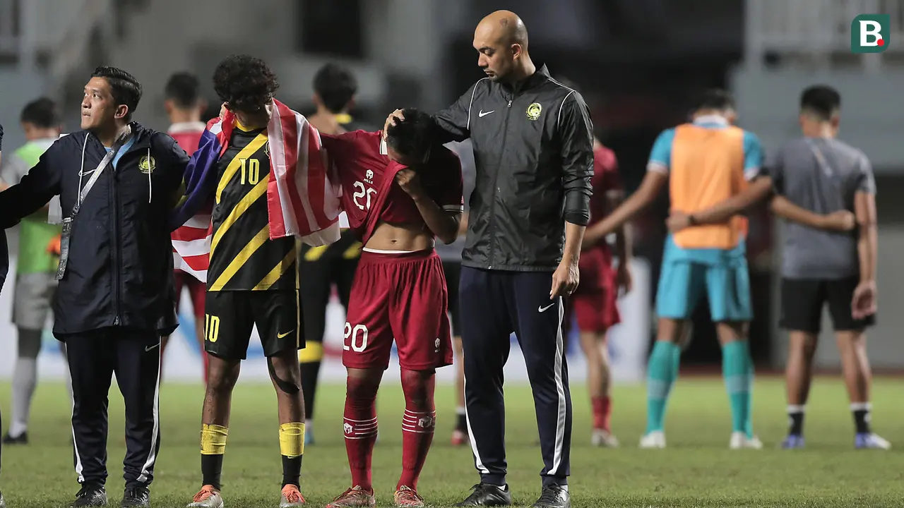 Foto: Arkhan Kaka Menangis Usai Timnas Indonesia U-17 Dibantai Malaysia