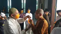 Pemakaian masker saat salat jumat di Masjid Al Akbar Surabaya. (Foto: Dok Masjid Al Akbar Surabaya)