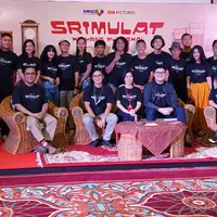 Para pemain film Srimulat: Hil yang Mustahal