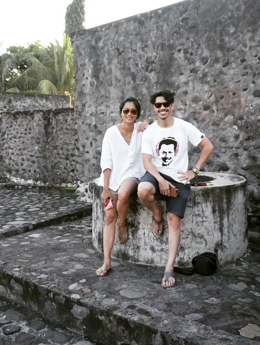 Berbagai persiapan dilakukan sebelum berangkat termasuk perlengkapan yang akan digunakan. Hal itu guna tidak mengganggunya. Saat ditemui di Senayan City, ia bercerita pengalamannya saat naik ke gunung Ceremai, Jawa Barat. (Instagram/prisia)