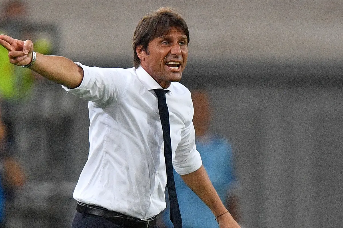 Ekspresi Antonio Conte saat Inter Milan Kalahkan Bayer Leverkusen