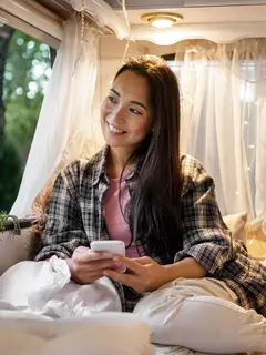 Tersenyum./Copyright&nbsp;freepik.com/author/freepik