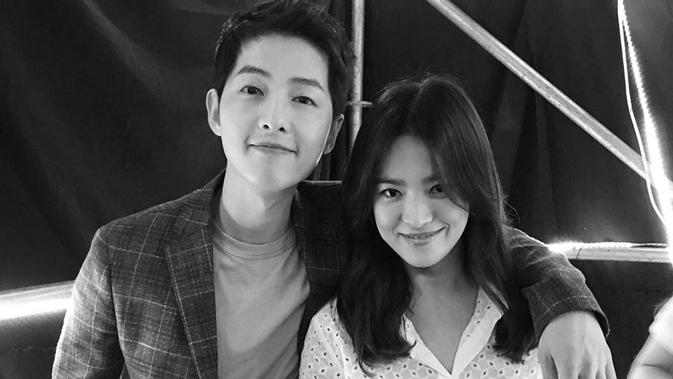 Foto Kemesraan Song Joo Ki dan Song Hye Kyo (dok.Instagram@kyo1122/https://www.instagram.com/p/BGwxnsiH44Q/Devita