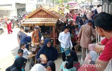 Ribuan Warga Padati Tradisi Pesta Panggil Suku Ketapik di Bangka Barat, Lestarikan Budaya Lokal