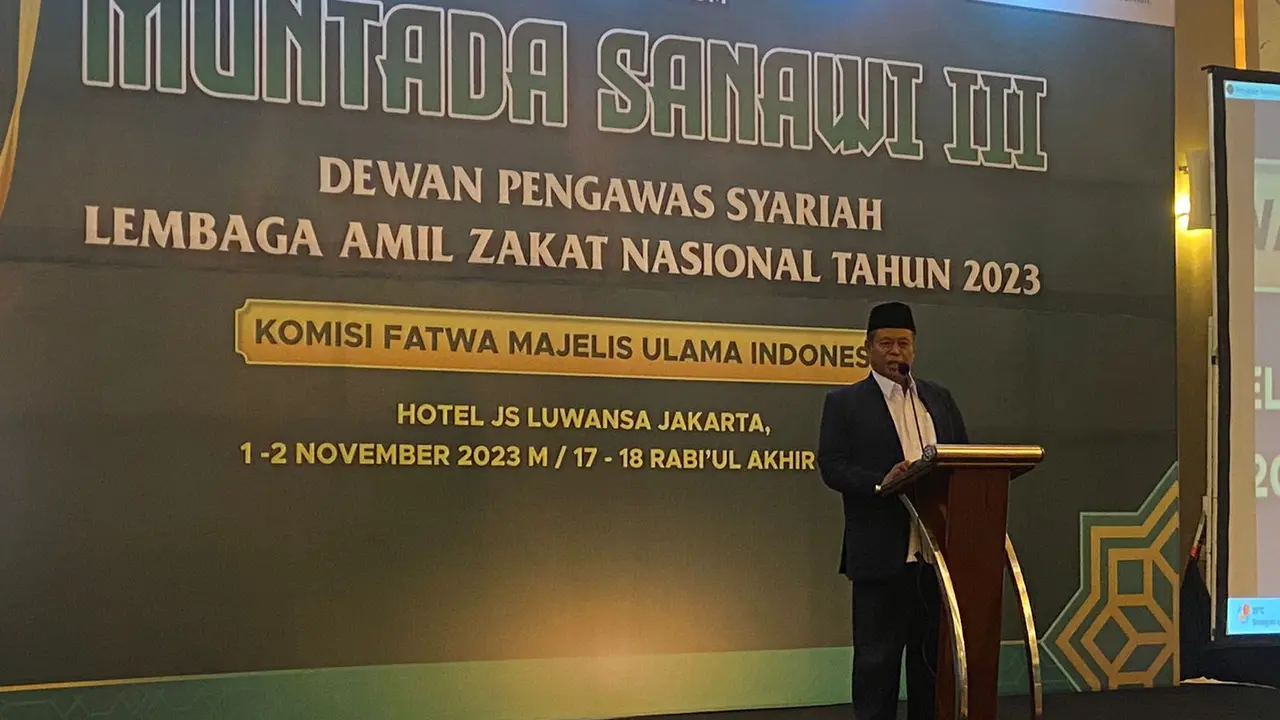 Wakil Ketua Umum MUI, KH Marsudi Syuhud, saat membuka Muntada Sanawi Dewan Pengawas Syariah Lembaga Amil Zakat (DPS LAZ) 2023 di Hotel JS Luwansa, Kuningan, Jakarta Selatan, Rabu (1/11/2023) (Istimewa)