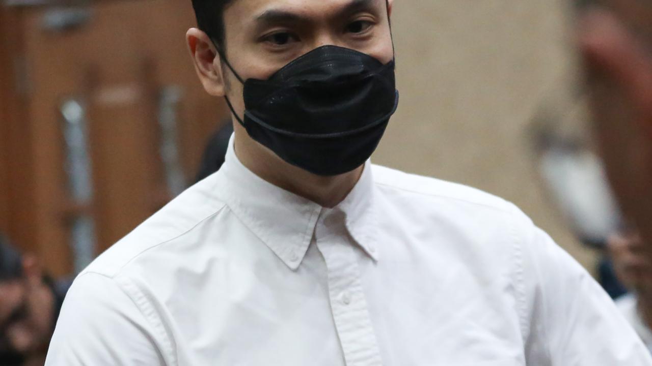 Sandra Dewi Tak Tampak Sama Sekali Usai Harvey Moeis Divonis 20 Tahun Penjara, Ucapan Soal Temani Saat Low Kembali Disorot