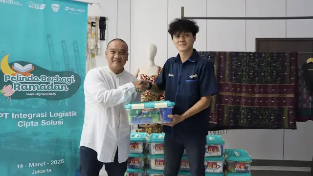 PT Integrasi Logistik Cipta Solusi (ILCS) berkolaborasi dengan Forum Wartawan BUMN (FWBUMN) dalam kegiatan Pelindo Berbagi Ramadan.