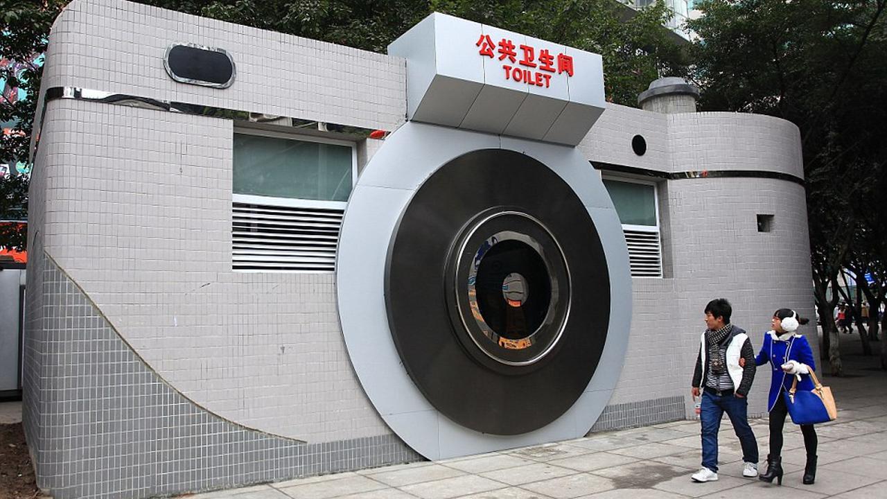 Toilet Unik