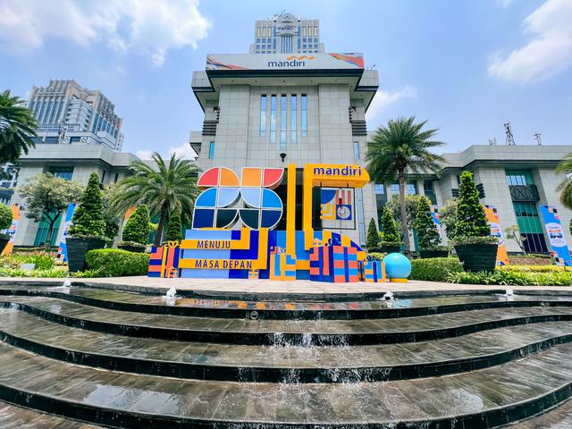 Jadwal Operasional Bank Mandiri dan BSI