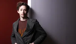 Aktor Marvelous Mrs. Maisel Josh Grisetti Meninggal Dunia, Akhiri Hidupnya Sendiri