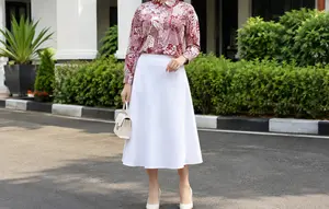 10 Padu Padan Batik dan Rok untuk Upacara Hari Kemerdekaan 17 Agustus 1945 HUT RI Ke-81