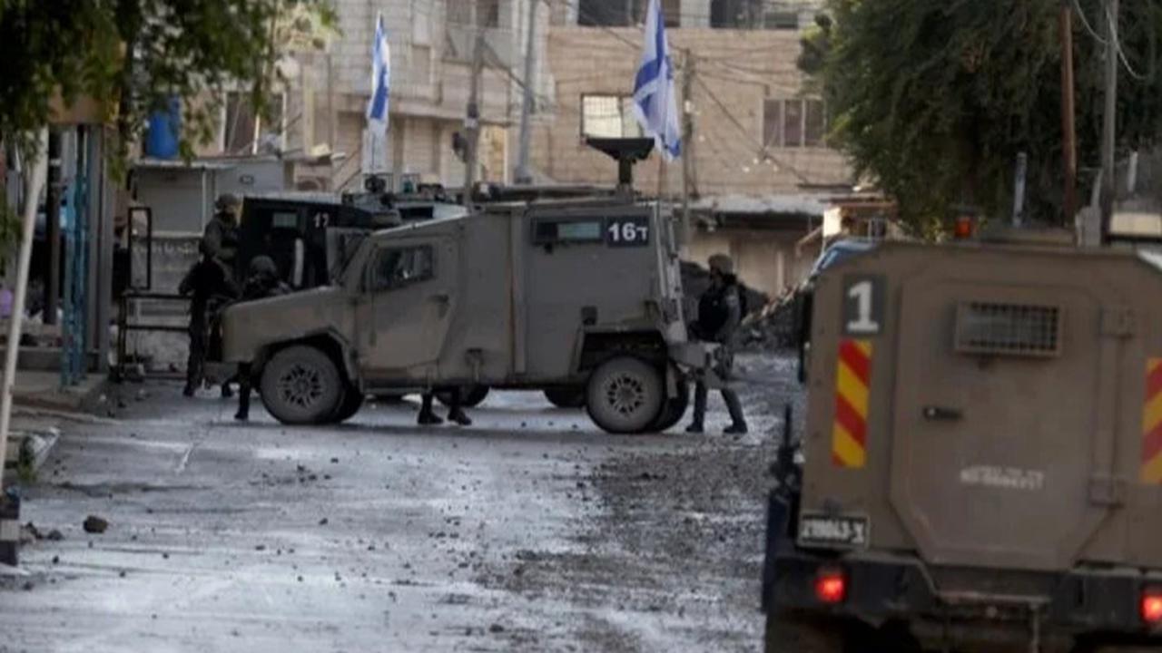 israel serang tepi barat