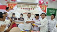 Ketua Fraksi Partai Gerindra DPRD Jatim, Gus Muhammad Fawait merayakan HUT ke-15 Partai Gerindra bersama pengurus DPLN dan pekerja migran di Arab (Istimewa).
