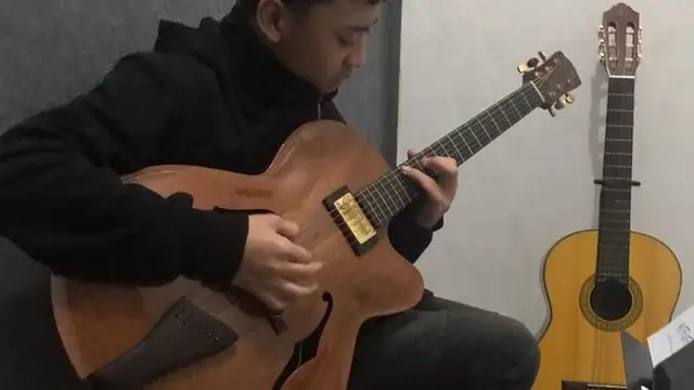 Ben Sebastian putra dari mendiang Beben Jazz