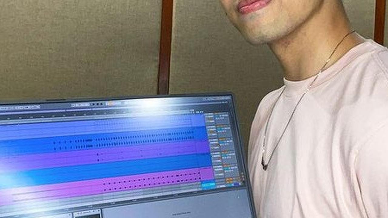 Sebelum bergabung dengan Weird Genius, Gerald mengawali karienya sebagai seorang DJ. Laki-laki kelahiran 1996 ini pernah mengikuti ajang pencarian bakat bernama The Remix Net tahun 2016.