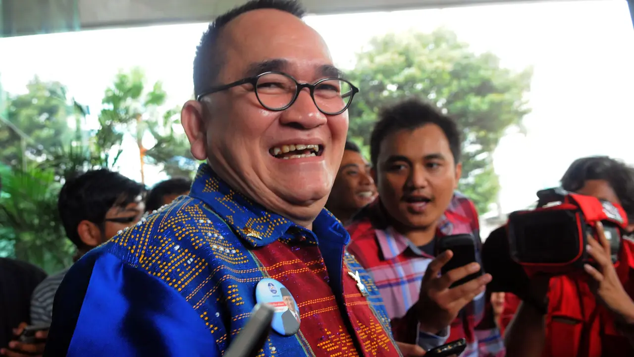 [FOTO] Aksi Ruhut Usai Diperiksa KPK
