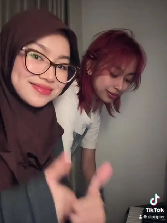 Kendis dan Adis