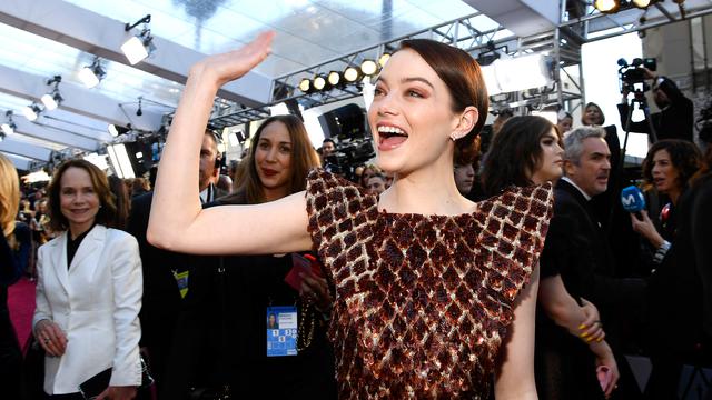 Emma Stone Tampil Cantik di Karpet Merah di Oscar 2019