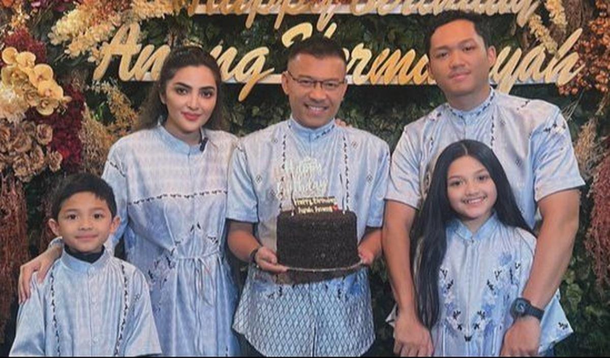 Saat merayakan ulang tahunnya yang ke-55, Anang Hermansyah mengungkapkan keinginannya untuk memiliki anak lagi.