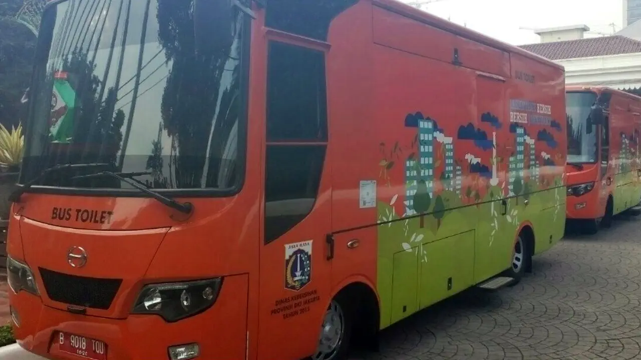 Bus Toilet VIP Dinas Kebersihan Siap Keliling Jakarta