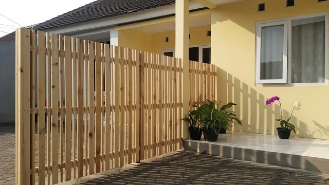 10 Model Pagar Mepet Teras Rumah Subsidi, Desain Minimalis, Fungsional, dan Estetik