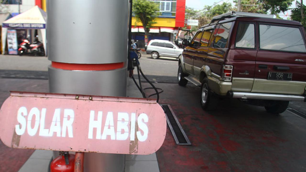 Pertamina-BBM-lip-malam-140825