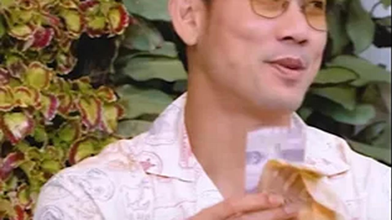 Total uang yang dibawa orang terkaya di Indonesia tersebut di dompet hanya sejumlah Rp825 ribu.