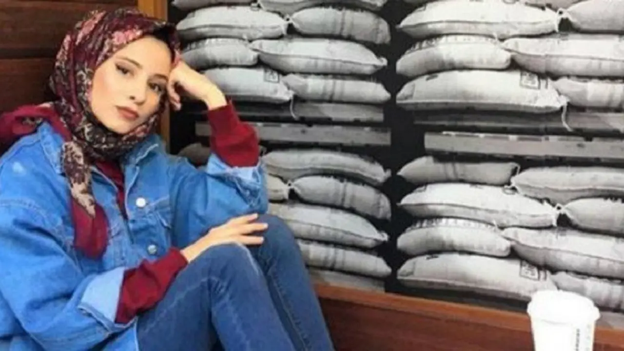 [Bintang] Ini 4 Jaket Modern Chic yang Cocok Dipakai untuk Padu-padan Hijabers