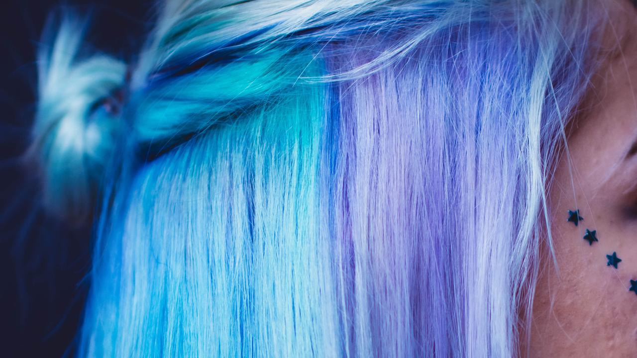 Proses Pewarnaan Rambut