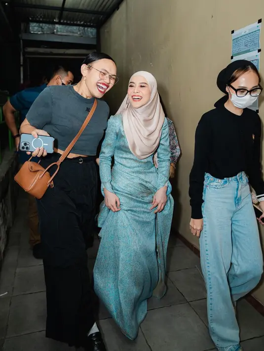 Penampilan perdana Lesti Kejora di panggung TV sontak mencuri perhatian. [Foto: IG/lestykejora].