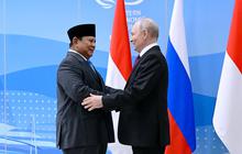 Bertemu Prabowo, Putin Tegaskan Indonesia Mitra Kunci Rusia